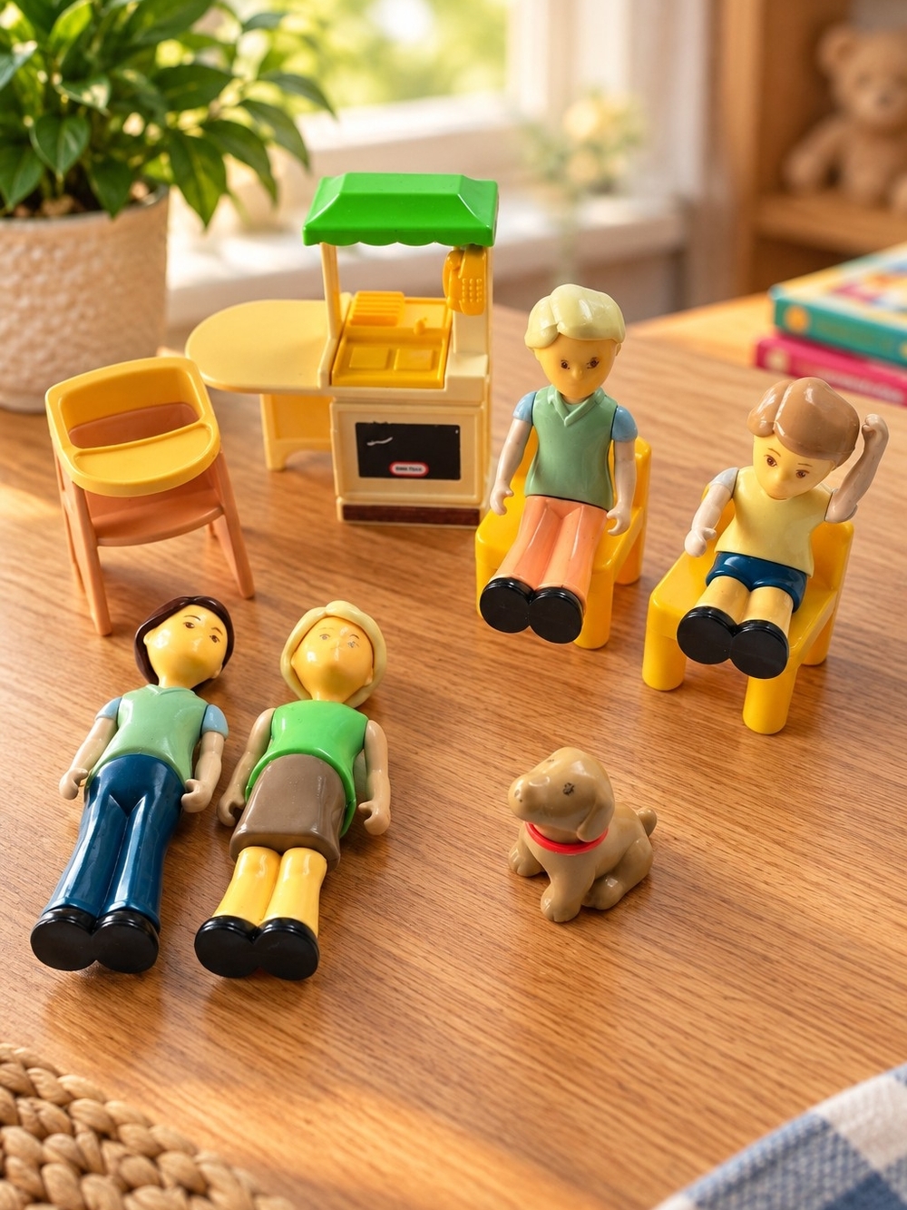 Vintage Little Tikes Place Dollhouse Family Figures Kitchen Furniture Lot